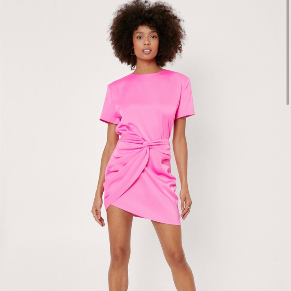 New with tags pink co-ord skirt and top!